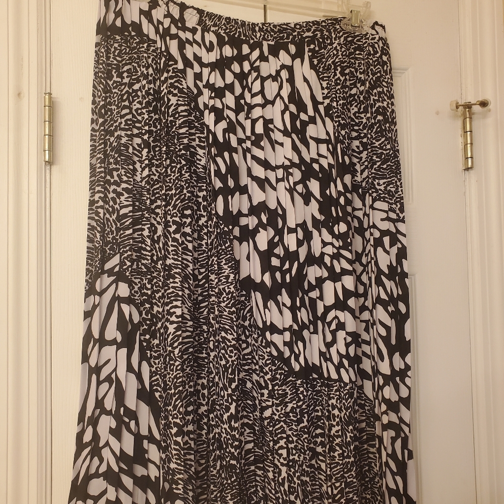 Dana Buchanan Women's Skirt, size XL